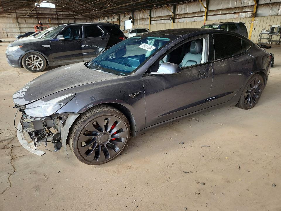 65924936 :رقم المزاد ، 5YJ3E1EC8NF113663 vin ، 2022 Tesla Model 3 مزاد بيع
