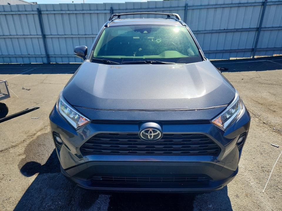 Aukcja sprzedaży 2019 Toyota Rav4, vin: JTMA1RFVXKD008952, numer aukcji: 63773436