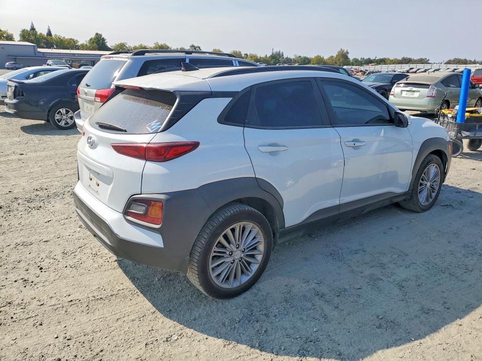 66793276 :رقم المزاد ، KM8K22AA2JU185941 vin ، 2018 Hyundai Kona مزاد بيع