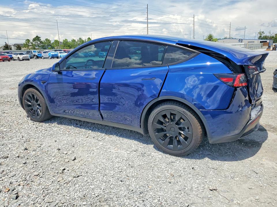 66480946 :رقم المزاد ، 5YJYGAEE2MF128675 vin ، 2021 Tesla Model Y مزاد بيع