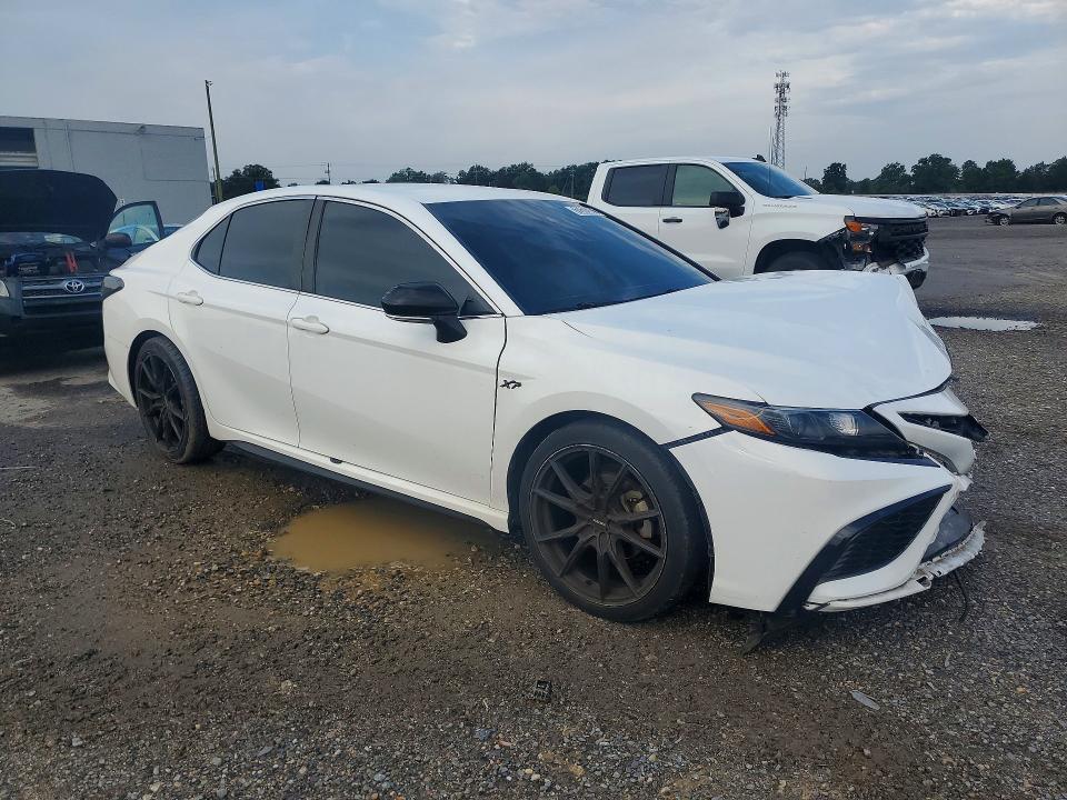 Продажа на аукционе авто 2023 Toyota Camry, vin: 4T1G11AK3PU115921, номер лота: 64604906