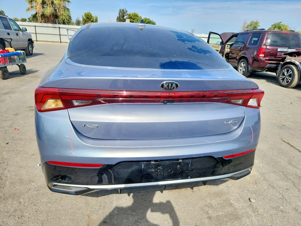 64262286 :رقم المزاد ، 5XXG14J24MG064324 vin ، 2021 Kia K5 مزاد بيع