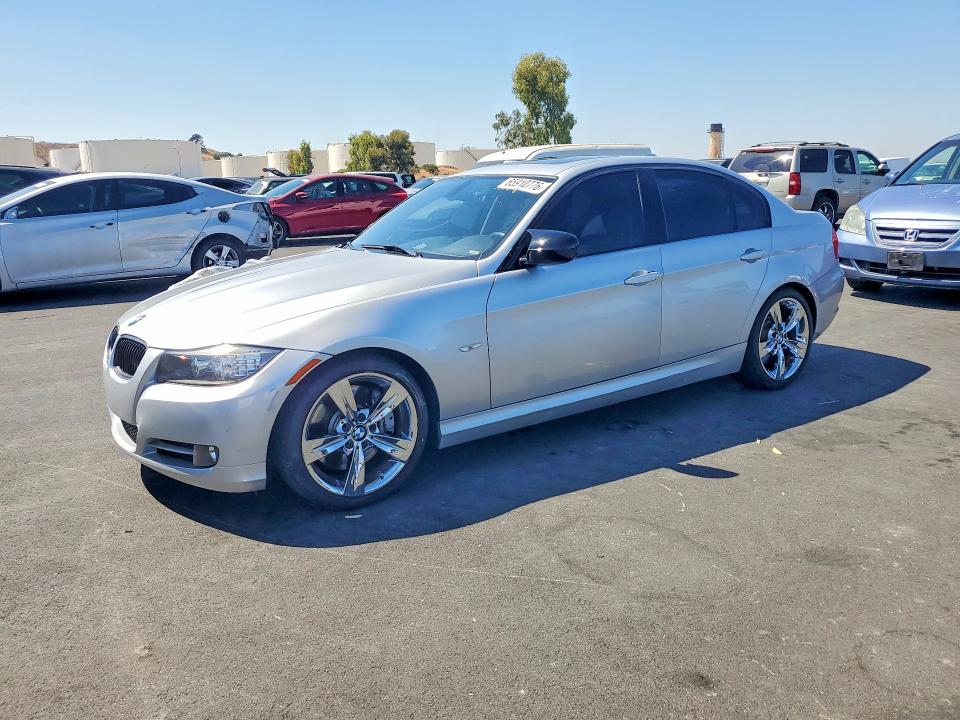 65910776 :رقم المزاد ، WBAPM5G50BNM68704 vin ، 2011 Bmw 335 مزاد بيع