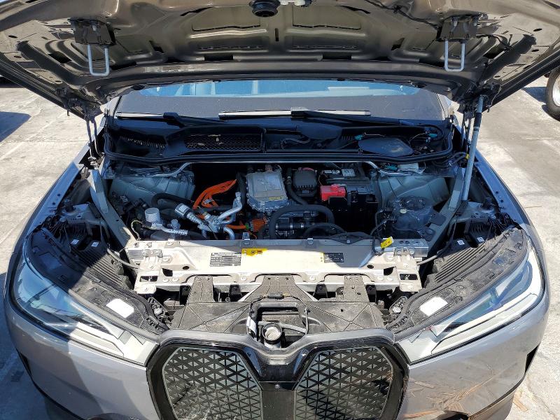 66427506 :رقم المزاد ، WB523CF01RCP42861 vin ، 2024 Bmw Ix مزاد بيع