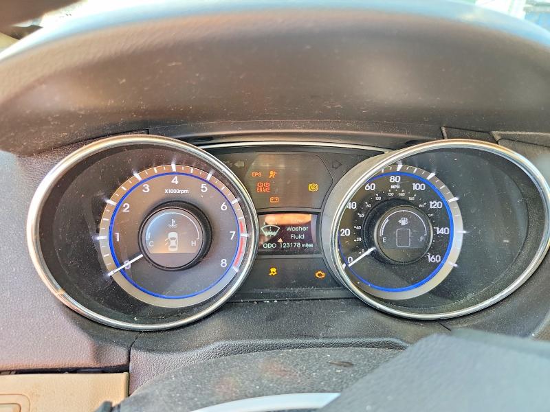 62725256 :رقم المزاد ، 5NPEB4AC8BH055544 vin ، 2011 Hyundai Sonata مزاد بيع