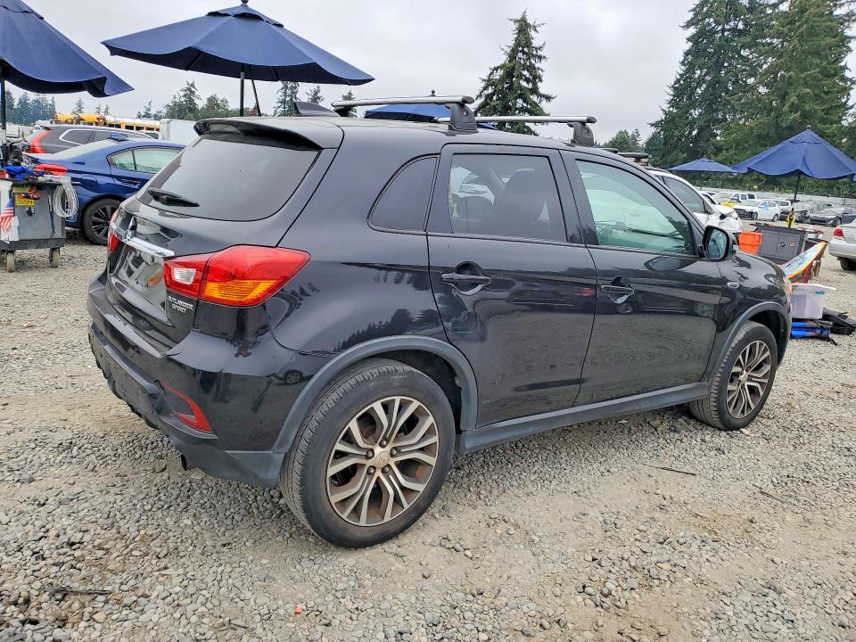 Продажа на аукционе авто 2018 Mitsubishi Outlander Sport, vin: JA4AP3AU6JZ005505, номер лота: 65696126