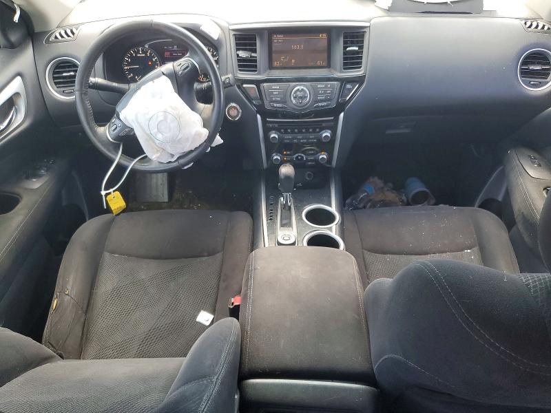 63552006 :رقم المزاد ، 5N1AR2MMXGC611211 vin ، 2016 Nissan Pathfinder مزاد بيع