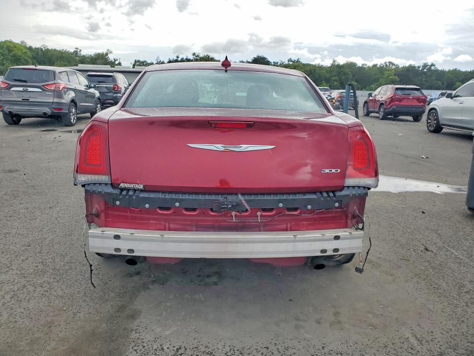 2018 Chrysler 300 მანქანა იყიდება აუქციონზე, vin: 2C3CCAAG8JH302045, აუქციონის ნომერი: 63541286