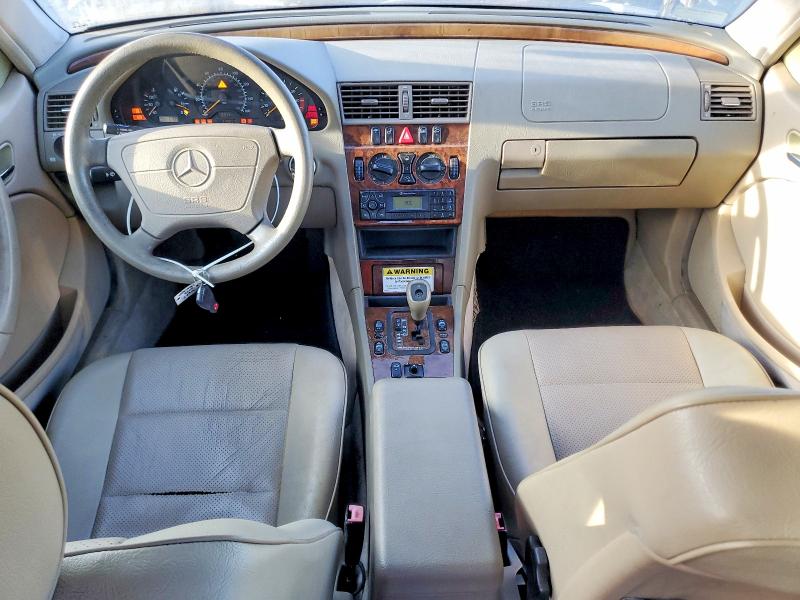59898746 :رقم المزاد ، WDBHA24G8XA758951 vin ، 1999 Mercedes-benz C مزاد بيع