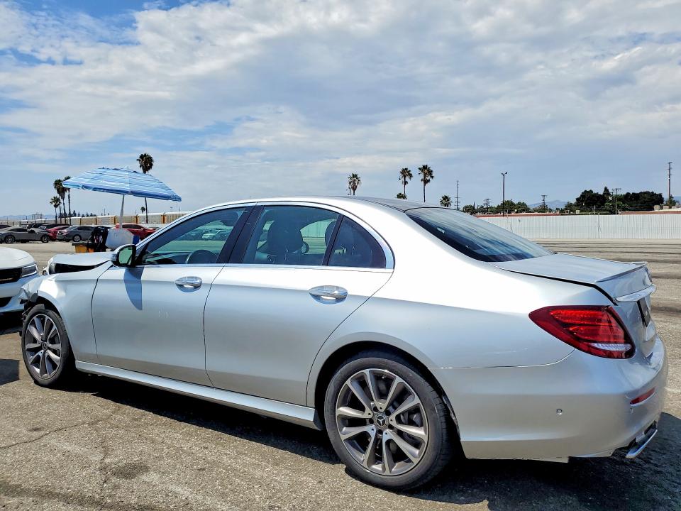 Продажа на аукционе авто 2020 Mercedes-benz E, vin: WDDZF6JB8LA756043, номер лота: 64631426