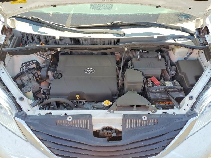 65034936 :رقم المزاد ، 5TDKK3DC7DS341908 vin ، 2013 Toyota Sienna مزاد بيع