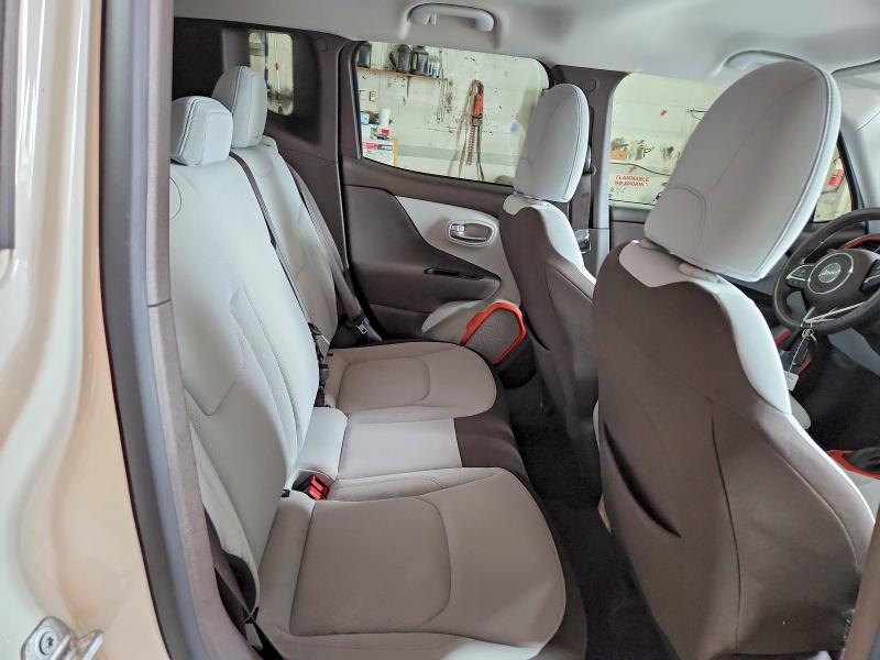 2015 Jeep Renegade მანქანა იყიდება აუქციონზე, vin: ZACCJBBT8FPC04450, აუქციონის ნომერი: 66189626