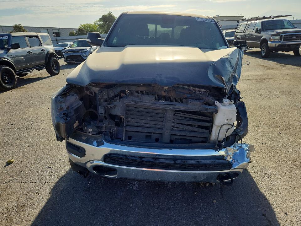 62797506 :رقم المزاد ، 1C6SRFFM6MN736355 vin ، 2021 Ram 1500 مزاد بيع