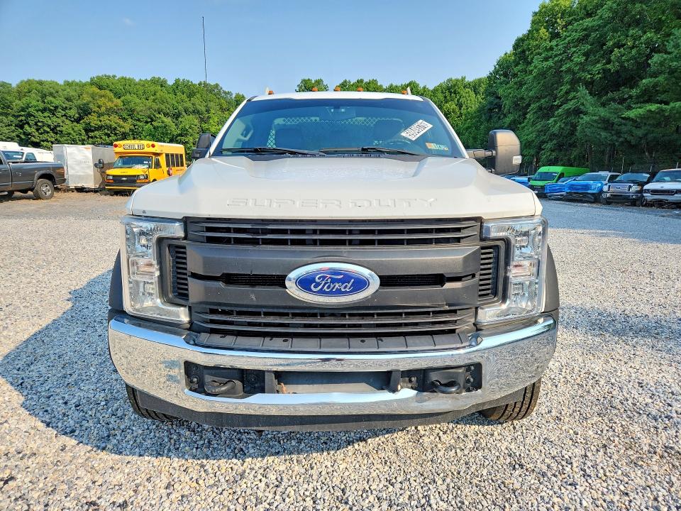 2018 Ford F450 მანქანა იყიდება აუქციონზე, vin: 1FDUF4GT8JED02059, აუქციონის ნომერი: 59849376