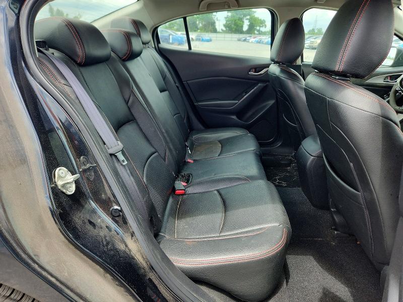 66188636 :رقم المزاد ، 3MZBN1U74JM158425 vin ، 2018 Mazda 3 مزاد بيع