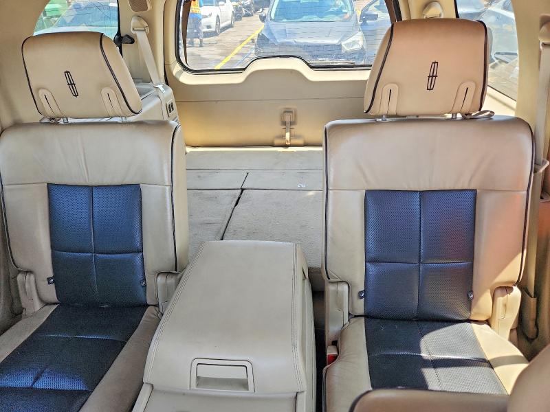 Продажа на аукционе авто 2008 Lincoln Navigator, vin: 5LMFU28568LJ17790, номер лота: 62823996