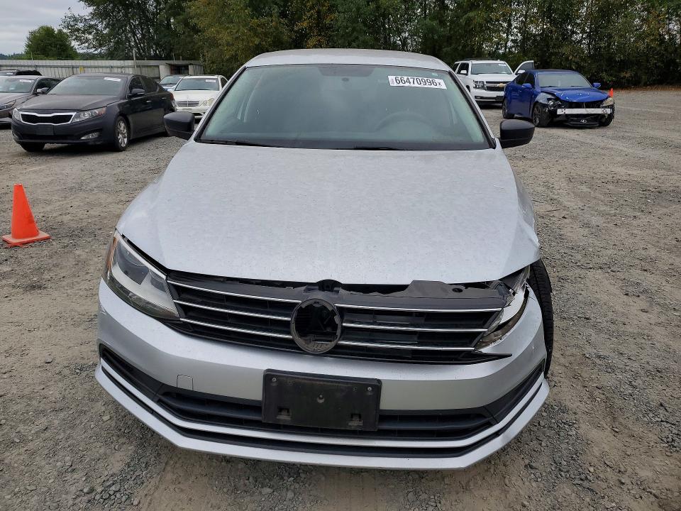 Продажа на аукционе авто 2015 Volkswagen Jetta, vin: 3VWD17AJ5FM256975, номер лота: 66470996