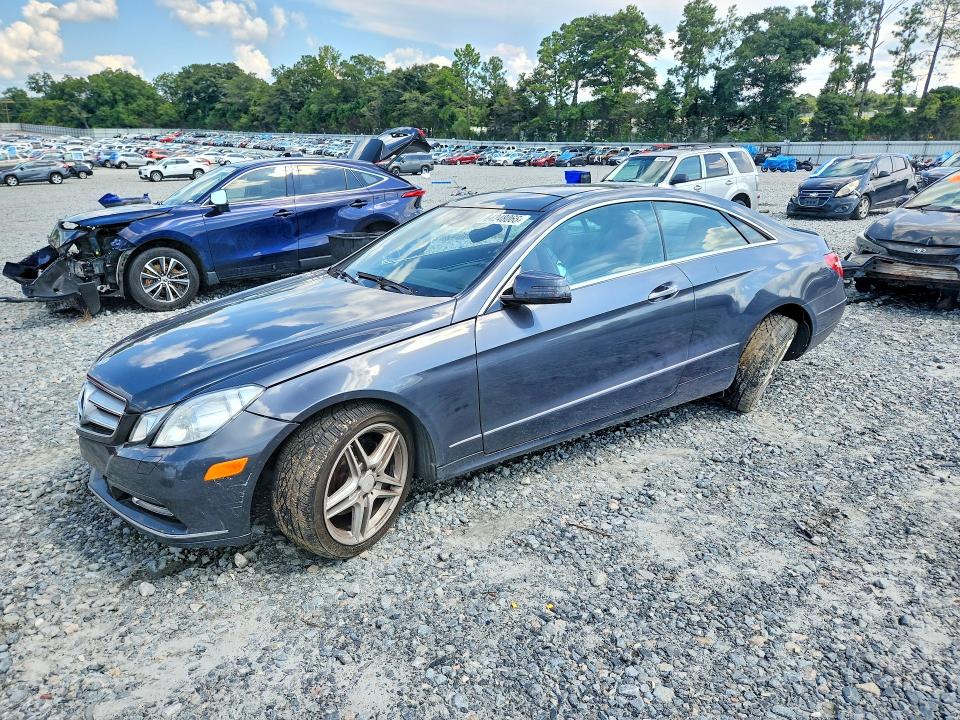 64248066 :رقم المزاد ، WDDKJ5KB8DF201137 vin ، 2013 Mercedes-benz E مزاد بيع