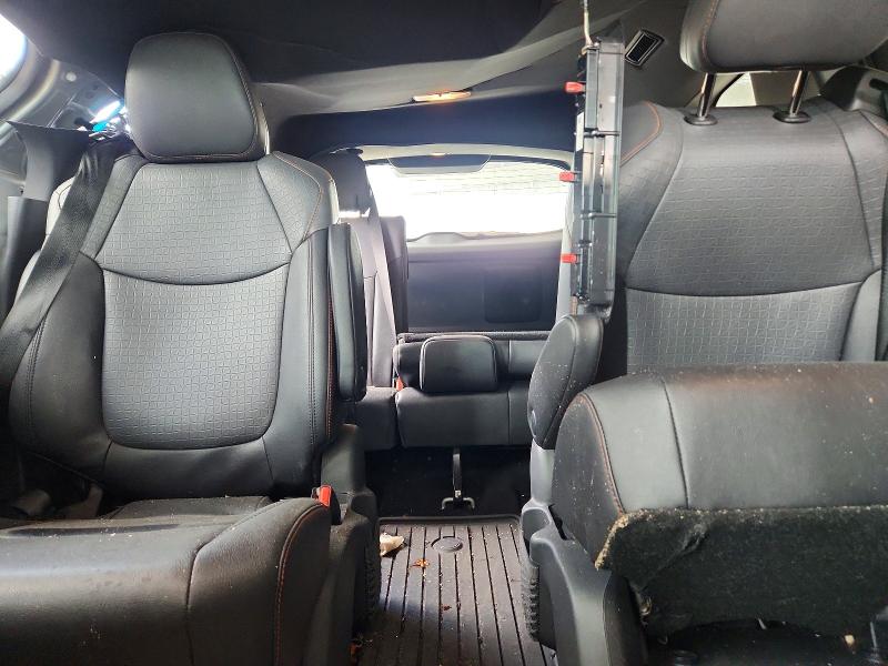 63744836 :رقم المزاد ، 5TDXRKEC1PS170586 vin ، 2023 Toyota Sienna مزاد بيع