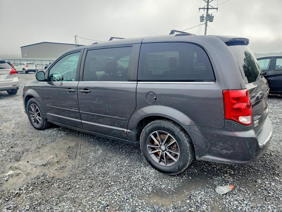 63883056 :رقم المزاد ، 2C4RDGCG7HR817769 vin ، 2017 Dodge Grand Caravan مزاد بيع