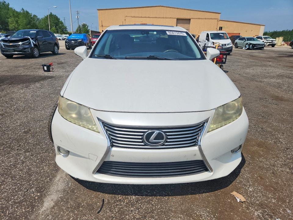 65015076 :رقم المزاد ، JTHBK1GG8D2056773 vin ، 2013 Lexus Es مزاد بيع