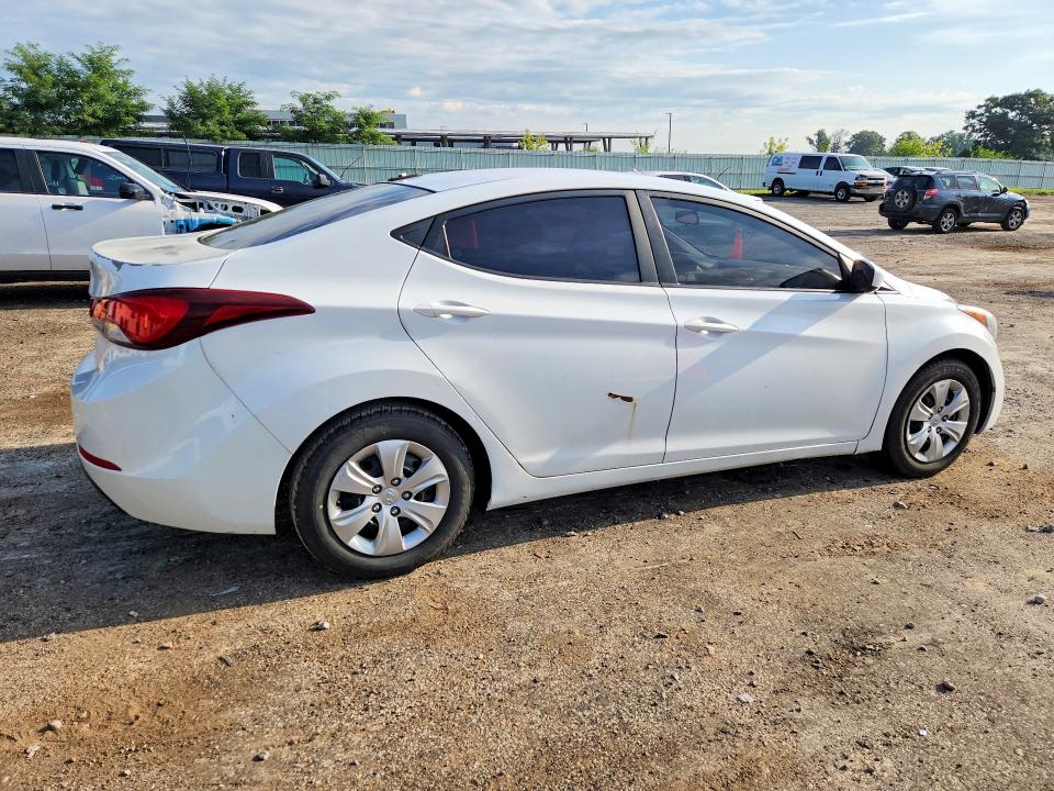 Продажа на аукционе авто 2016 Hyundai Elantra, vin: 5NPDH4AE3GH739291, номер лота: 63940556