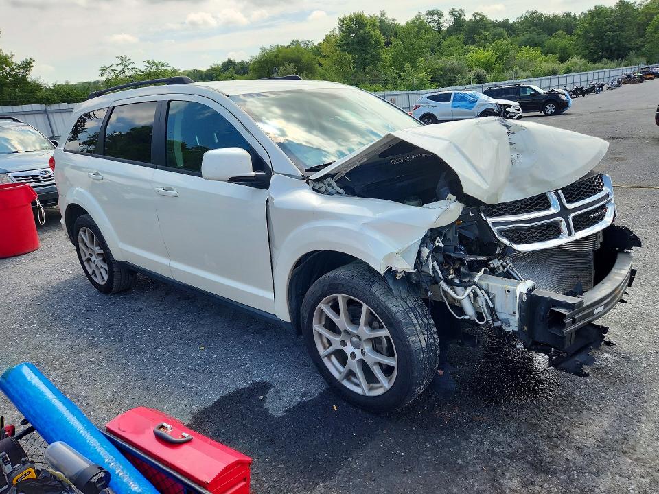 64215516 :رقم المزاد ، 3C4PDCBB1GT114590 vin ، 2016 Dodge Journey مزاد بيع