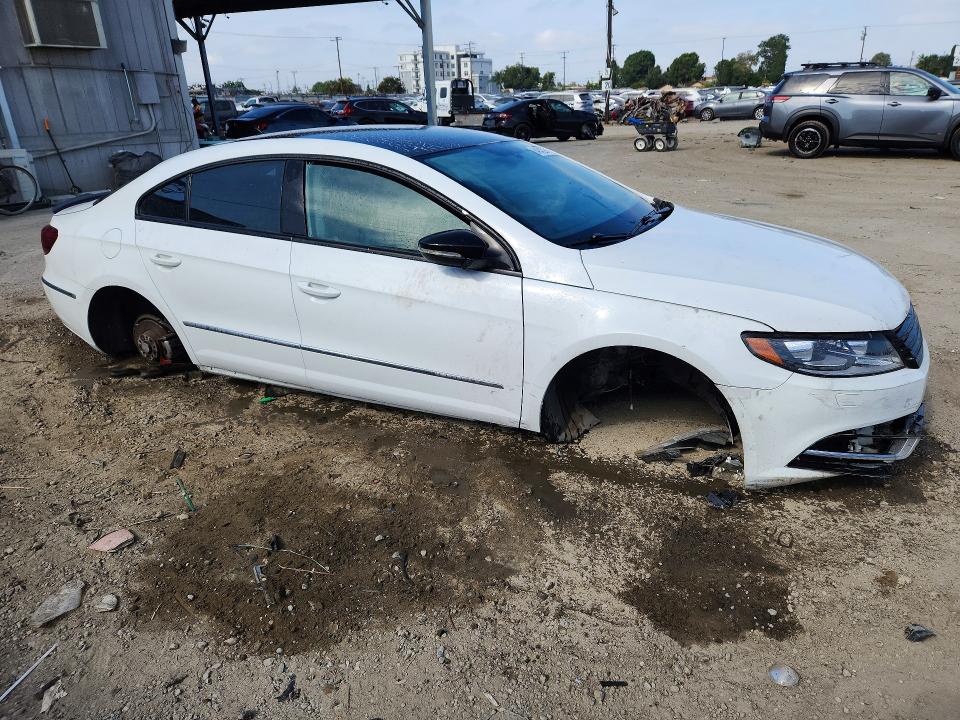 64940326 :رقم المزاد ، WVWKP7AN5HE503447 vin ، 2017 Volkswagen Cc مزاد بيع