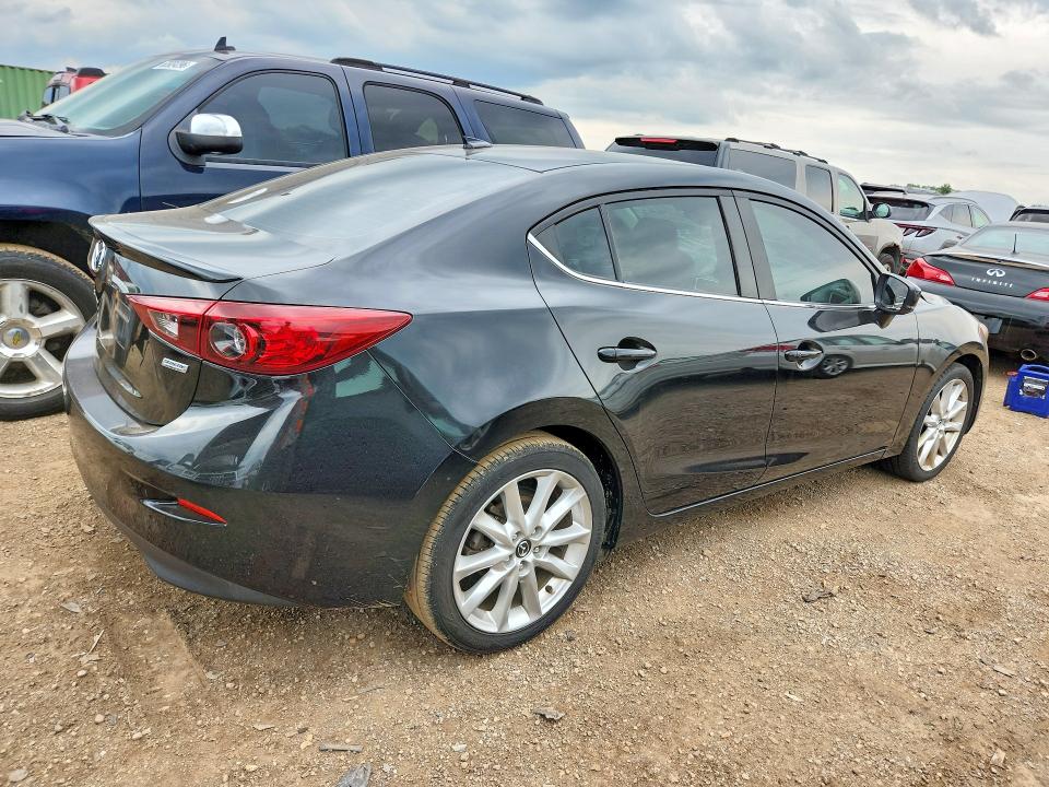 63994116 :رقم المزاد ، 3MZBN1W32HM136055 vin ، 2017 Mazda 3 مزاد بيع