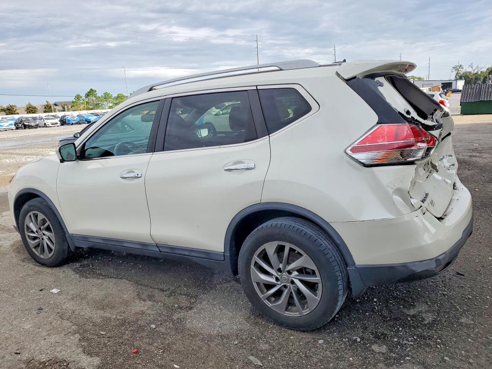 64004366 :رقم المزاد ، 5N1AT2MV9FC896007 vin ، 2015 Nissan Rogue مزاد بيع