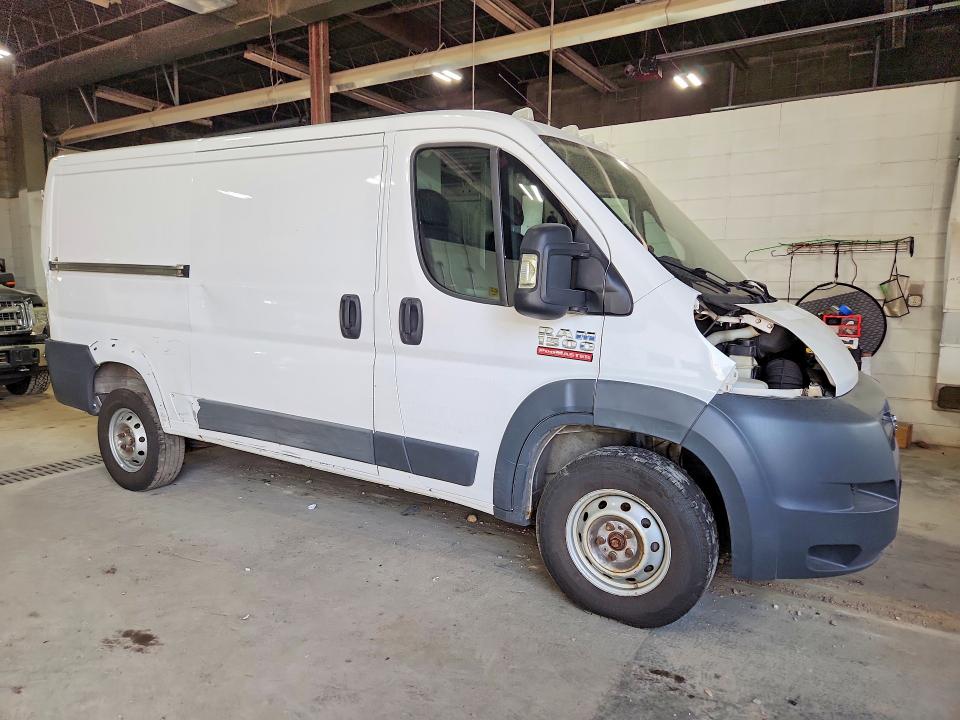 64788436 :رقم المزاد ، 3C6TRVAG2HE551374 vin ، 2017 Ram Promaster 1500 مزاد بيع