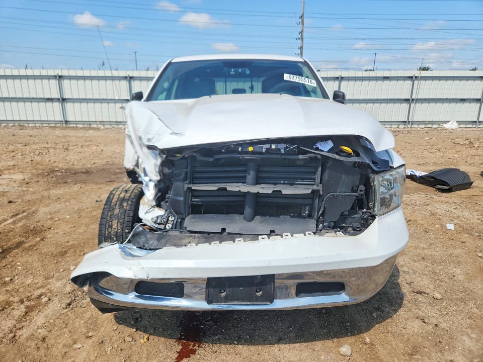 63795516 :رقم المزاد ، 1C6RR7LG0KS596076 vin ، 2019 Ram 1500 Classic مزاد بيع