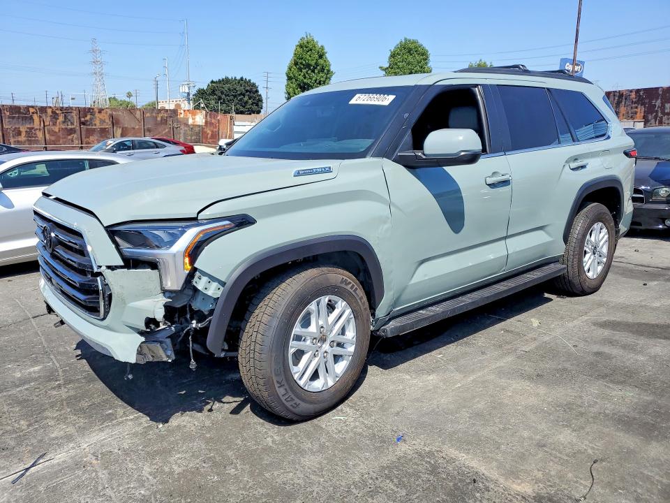 Auction sale of the 2025 Toyota Sequoia, vin: 7SVAAABA1SX071043, lot number: 67266906