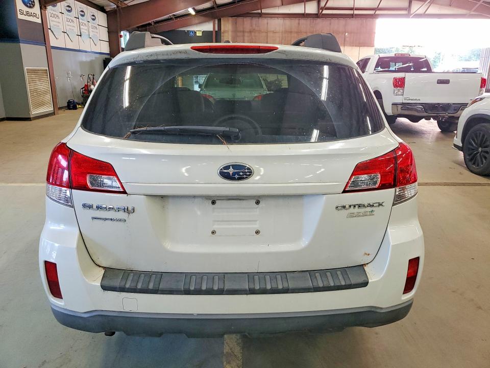 66053146 :رقم المزاد ، 4S4BRBGCXA3371365 vin ، 2010 Subaru Outback مزاد بيع