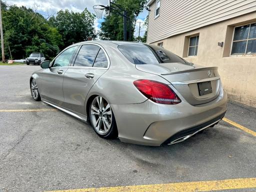 59915486 :رقم المزاد ، 55SWF8EB6LU323927 vin ، 2020 Mercedes-benz C مزاد بيع