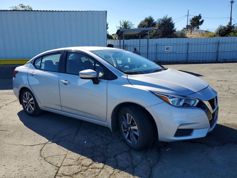 66567946 :رقم المزاد ، 3N1CN8EV6ML922995 vin ، 2021 Nissan Versa مزاد بيع