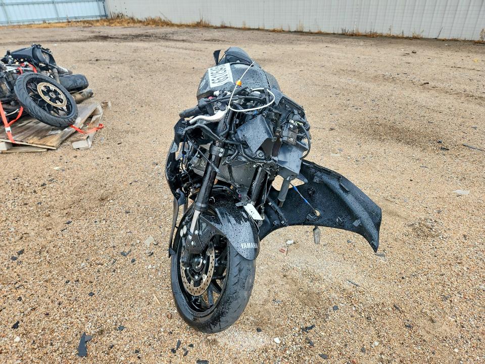 65125456 :رقم المزاد ، JYARM38E3SA020779 vin ، 2025 Yamaha Yzfr7 مزاد بيع