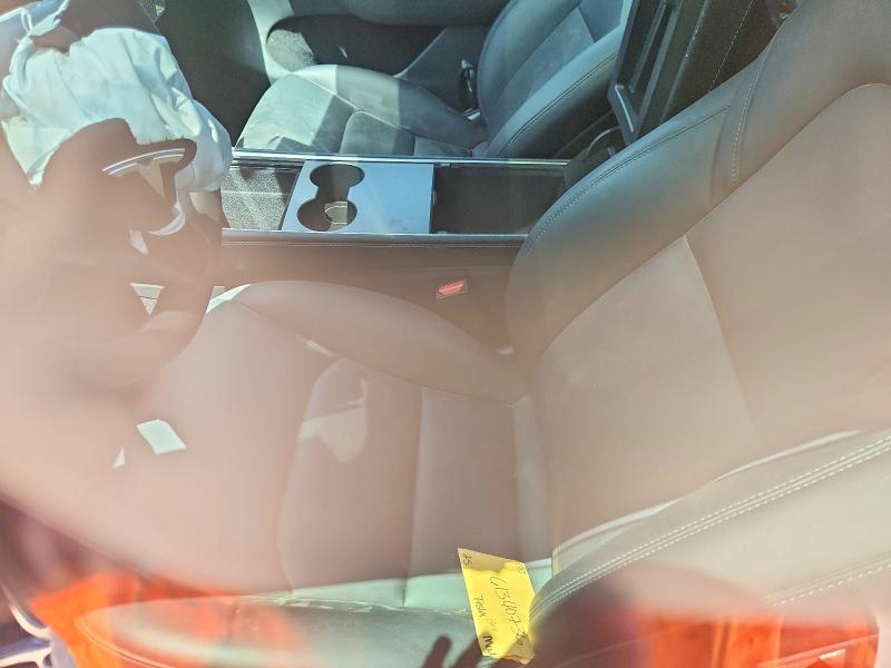 61340736 :رقم المزاد ، 7SAYGDEE6SA360940 vin ، 2025 Tesla Model Y مزاد بيع