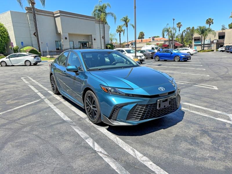 2026 Toyota Camry მანქანა იყიდება აუქციონზე, vin: 4T1DAACK1TU215462, აუქციონის ნომერი: 63787876
