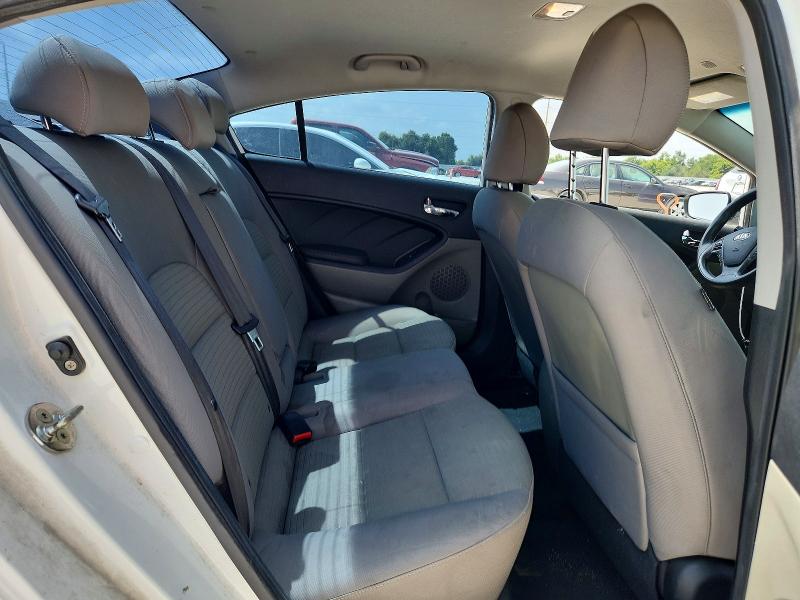 64063426 :رقم المزاد ، KNAFX4A6XF5415724 vin ، 2015 Kia Forte مزاد بيع