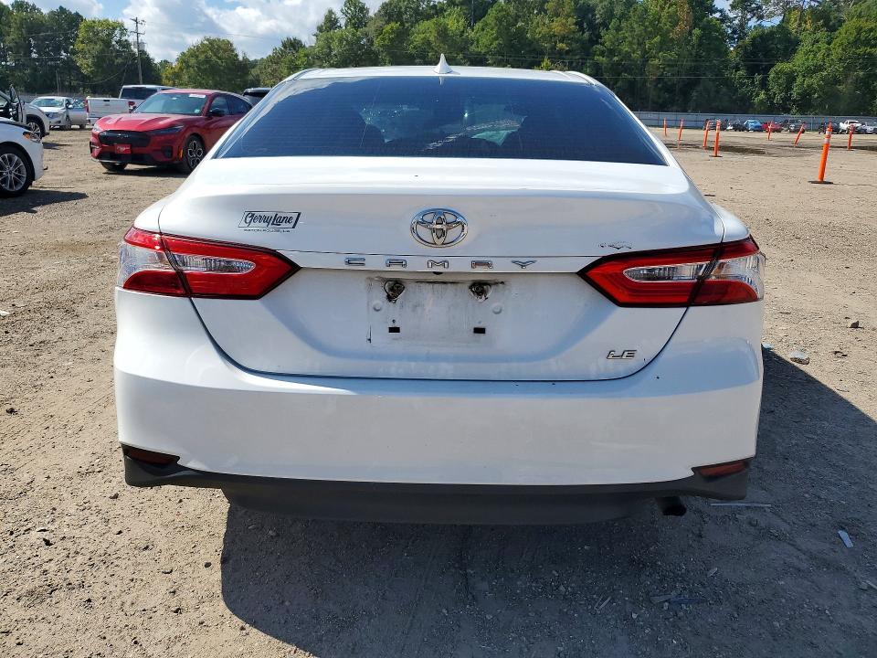 Продаж на аукціоні авто 2019 Toyota Camry, vin: 4T1B11HK9KU789824, номер лоту: 64322186