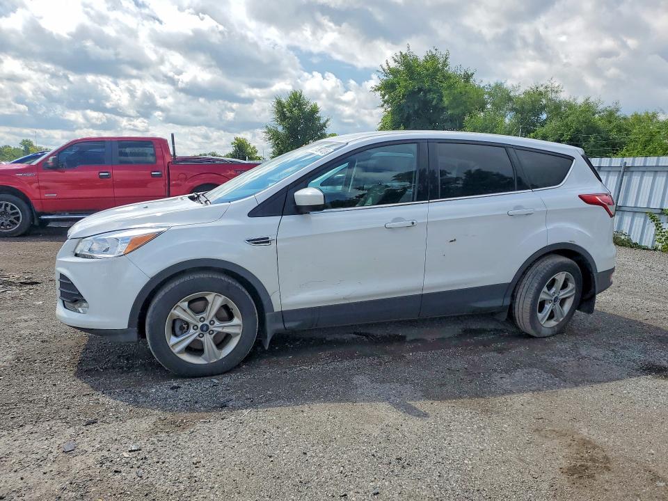 2015 Ford Escape მანქანა იყიდება აუქციონზე, vin: 1FMCU9GX3FUC18231, აუქციონის ნომერი: 65797406