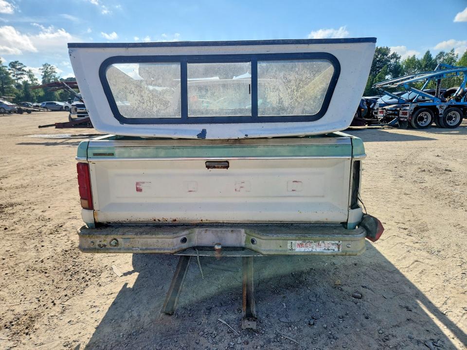 Продажа на аукционе авто 1982 Ford F100, vin: 1FTCF10E2CNA55585, номер лота: 63907346