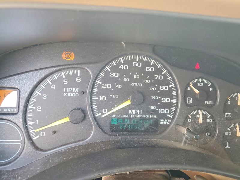 64423676 :رقم المزاد ، 1GCEK19T8YE176277 vin ، 2000 Chevrolet Silverado مزاد بيع