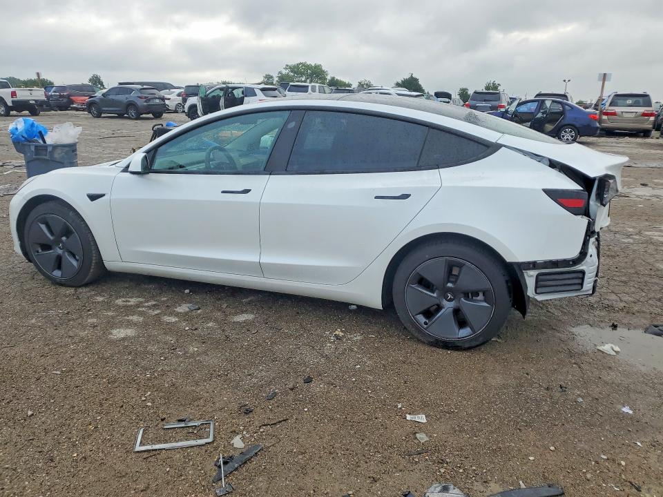 65259236 :رقم المزاد ، 5YJ3E1EB1NF184016 vin ، 2022 Tesla Model 3 مزاد بيع