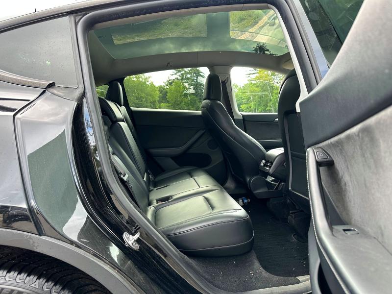 2024 Tesla Model Y მანქანა იყიდება აუქციონზე, vin: 7SAYGDEE4RA238488, აუქციონის ნომერი: 61993766