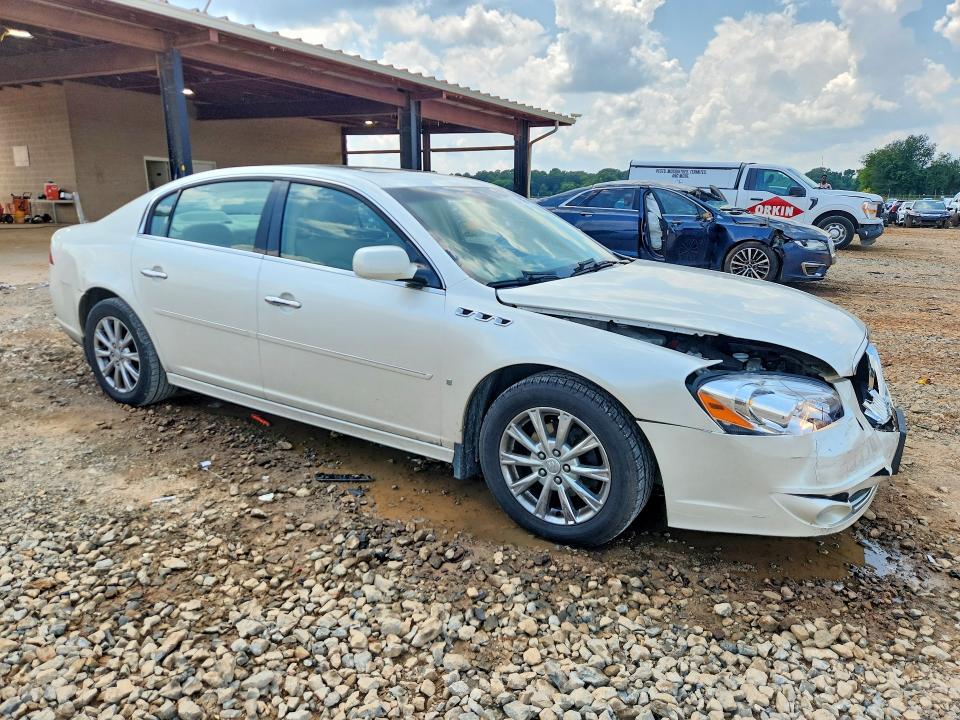 64063546 :رقم المزاد ، 1G4HF5EM8AU108138 vin ، 2010 Buick Lucerne مزاد بيع