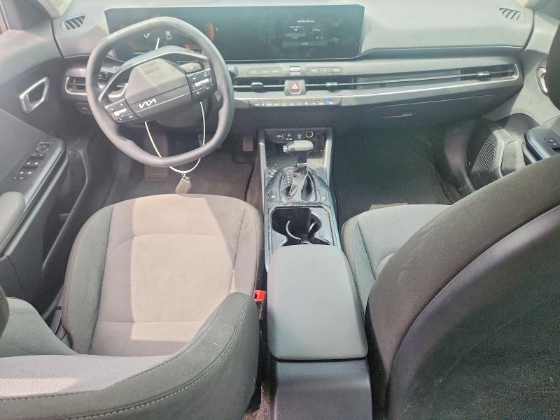 2025 Kia K4 მანქანა იყიდება აუქციონზე, vin: 3KPFT4DE4SE186196, აუქციონის ნომერი: 63491426
