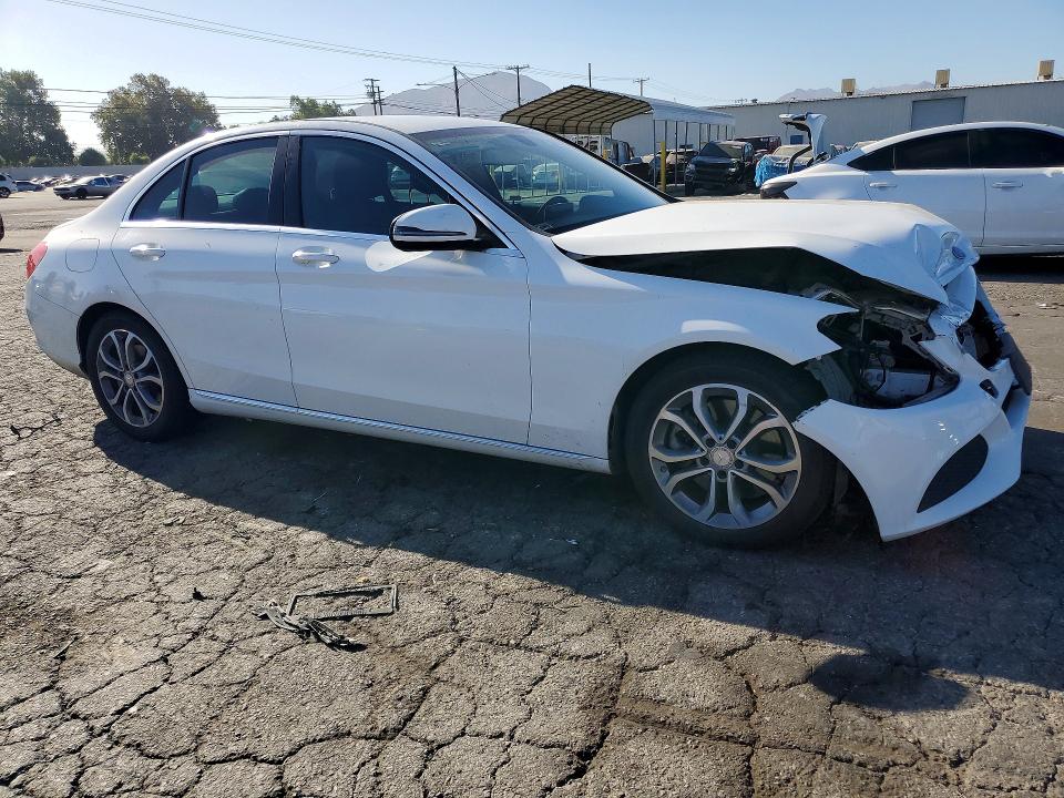 63249026 :رقم المزاد ، 55SWF4JB1GU163234 vin ، 2016 Mercedes-benz C مزاد بيع