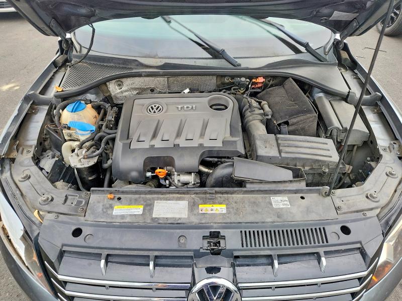 65980266 :رقم المزاد ، 1VWBN7A3XCC010420 vin ، 2012 Volkswagen Passat مزاد بيع